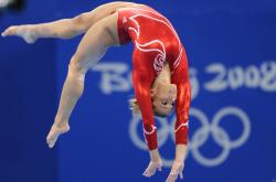 库里关键节点突破纪录，日本队带队取胜！