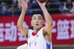 包含明晨夏季联赛焦点战！尤文图斯迎战辽宁男篮，横扫或上演的词条